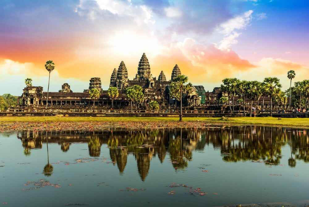 Immersing in local Cambodian culture and traditions